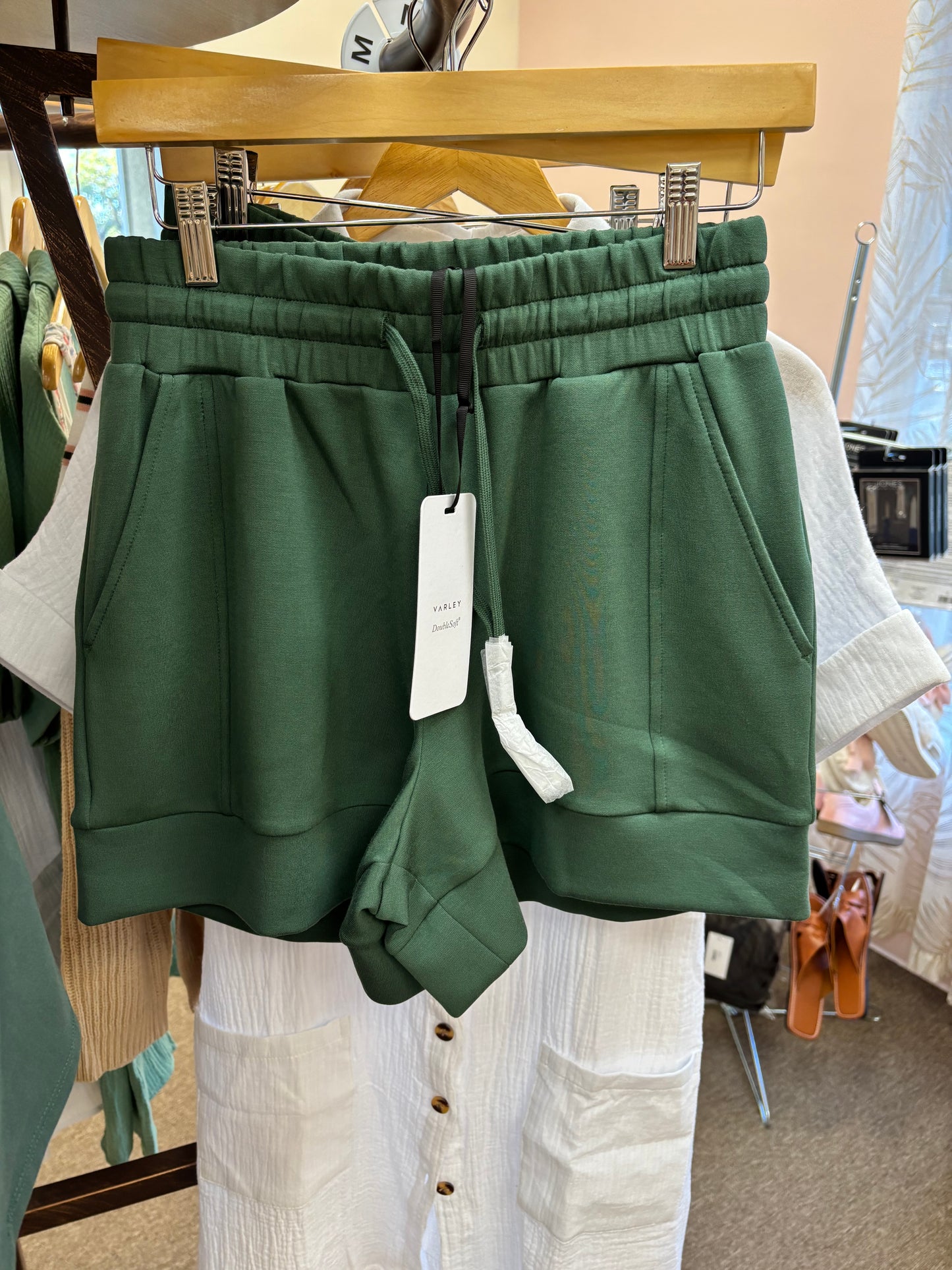 atrium high rise short 4.5