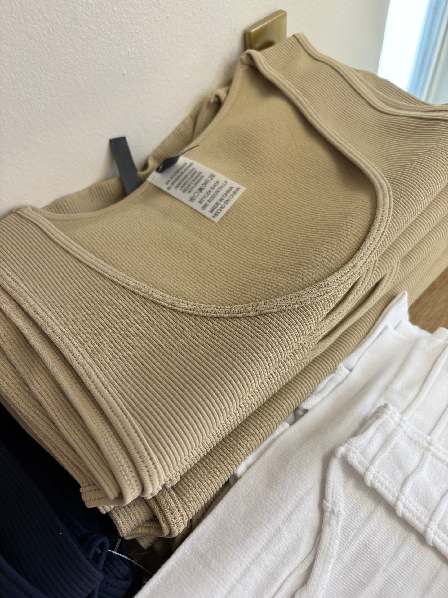 Nude/Beige Tank Stop One size Sugar Lips