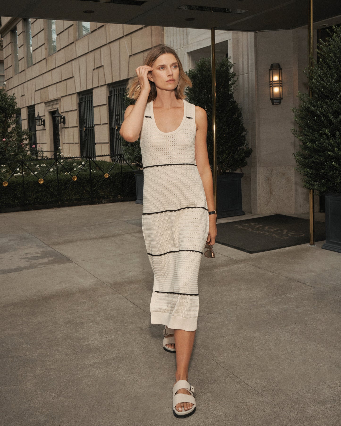 scott scoop neck midi dress