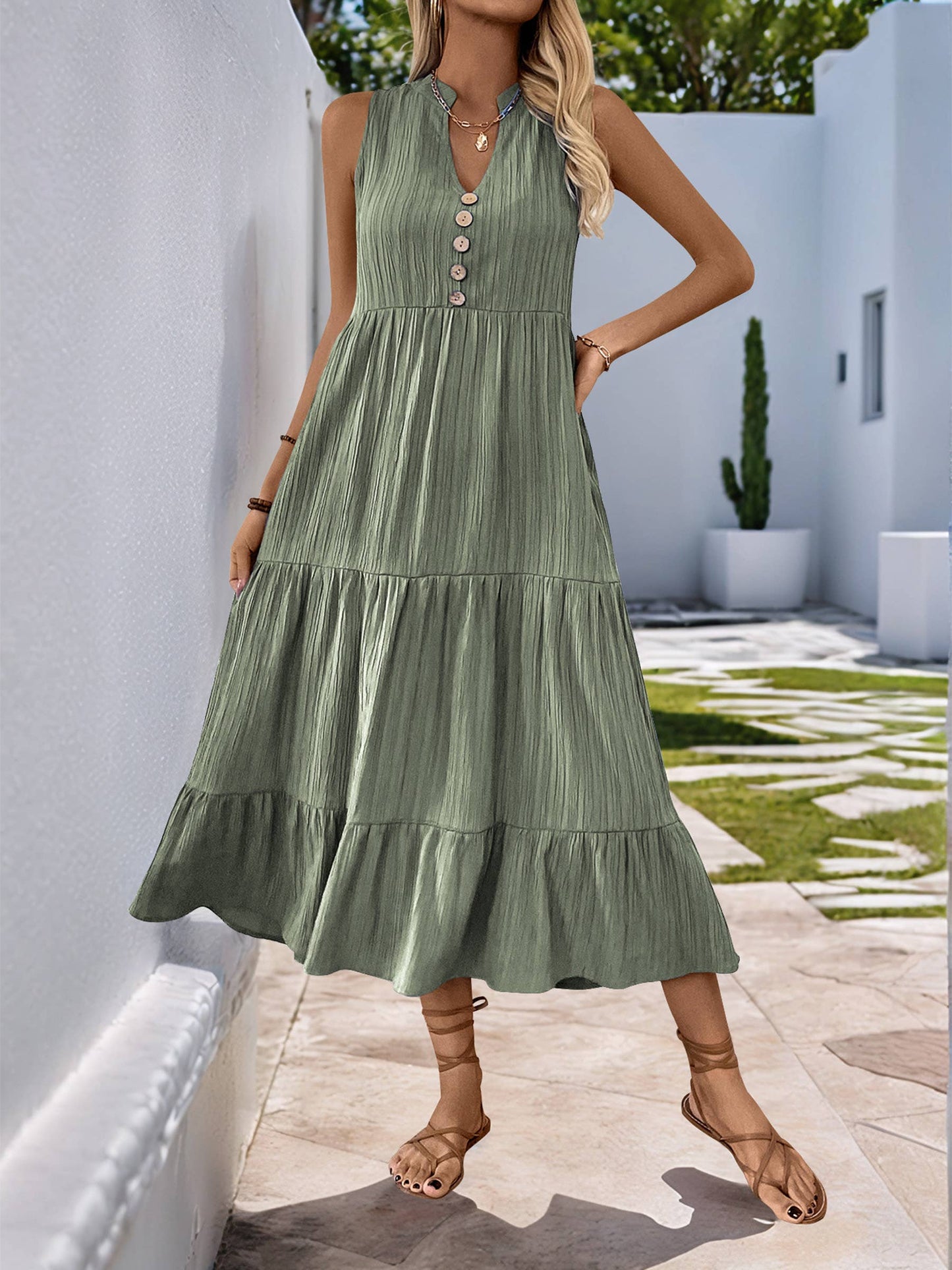 Green V neck Solid Color Dress