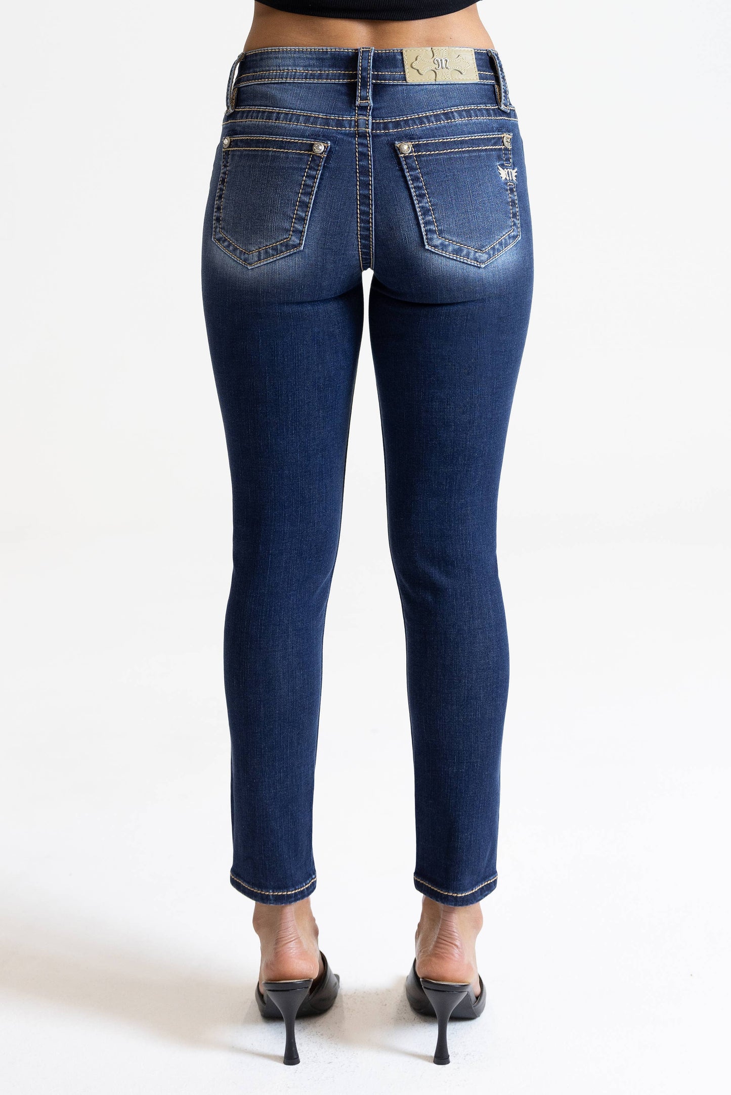 M3636S101- 29" midrise skinny jeans