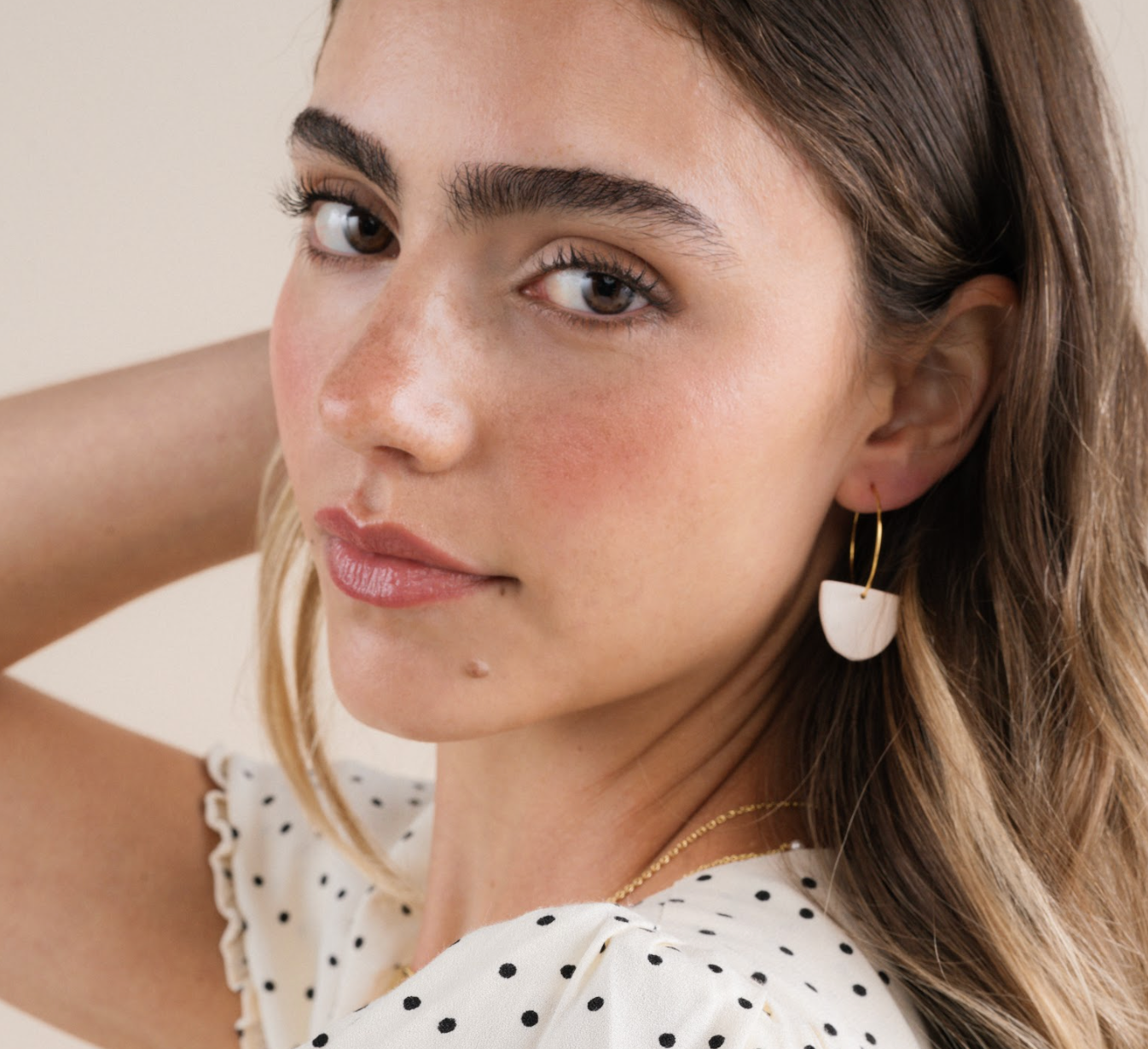 Hoops - Clay Half Moon - Oat Milk