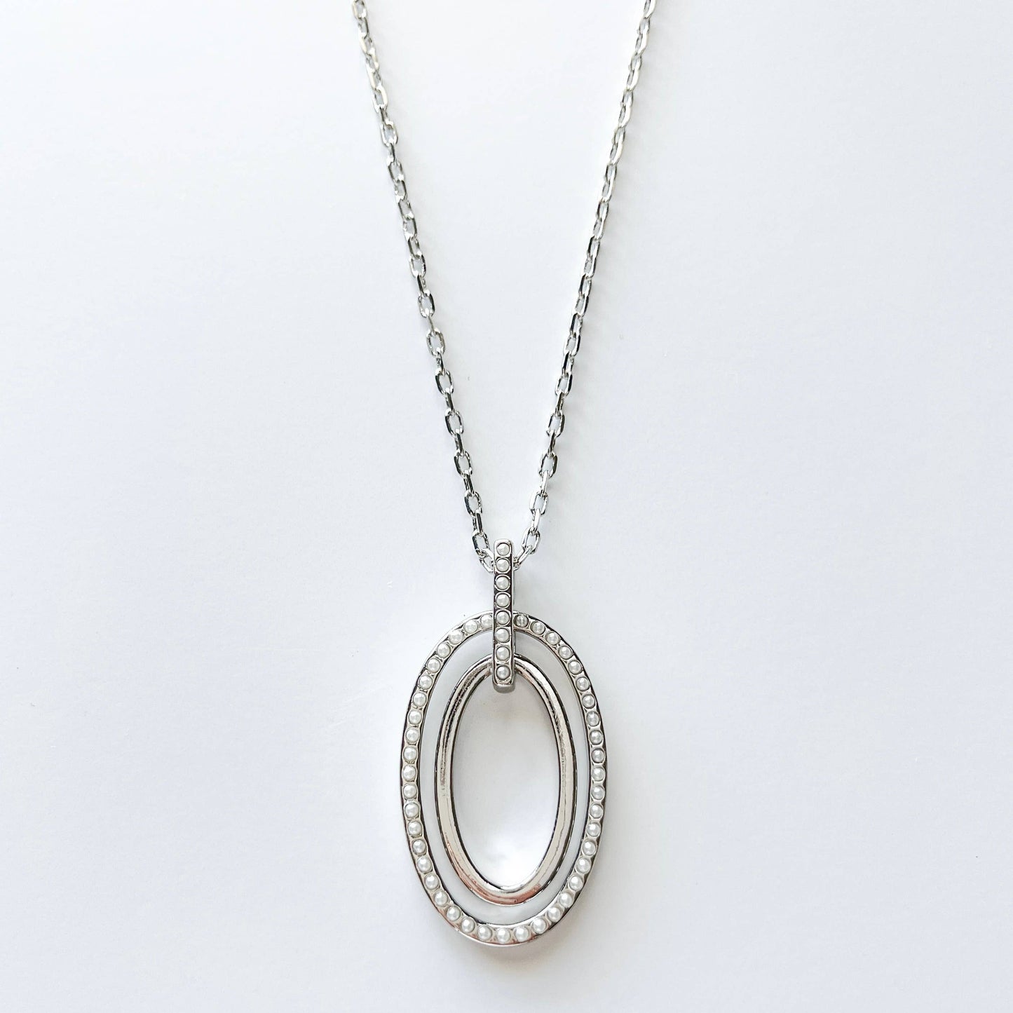 Fashion Double Oval Pendant Mini Faux Pearls Necklace