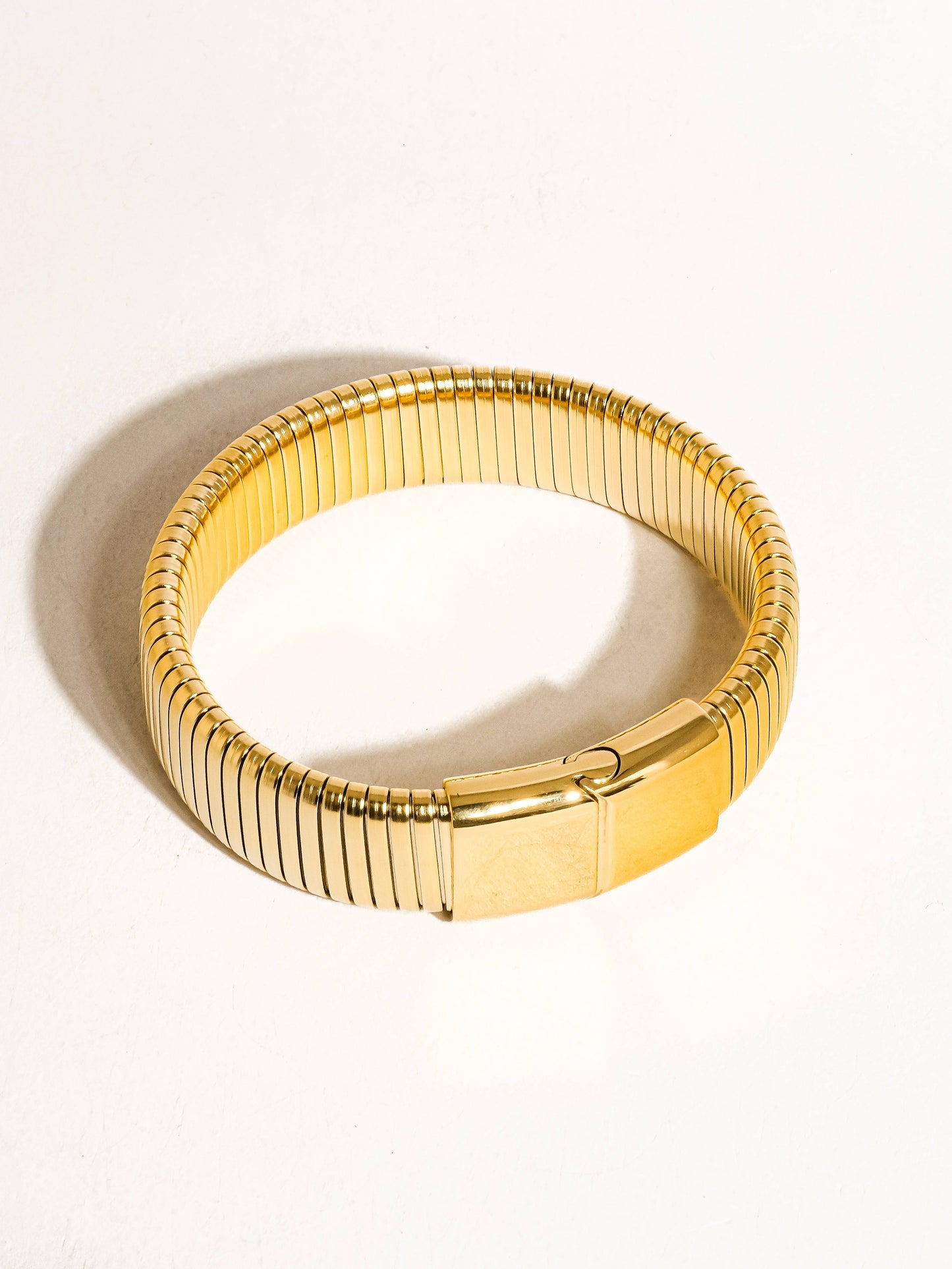 Christel 18K Gold Non-Tarnish Stripe Bold Bangle
